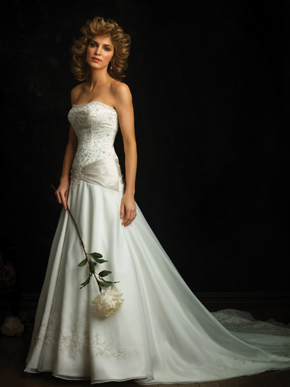 Allure Bridals 8362