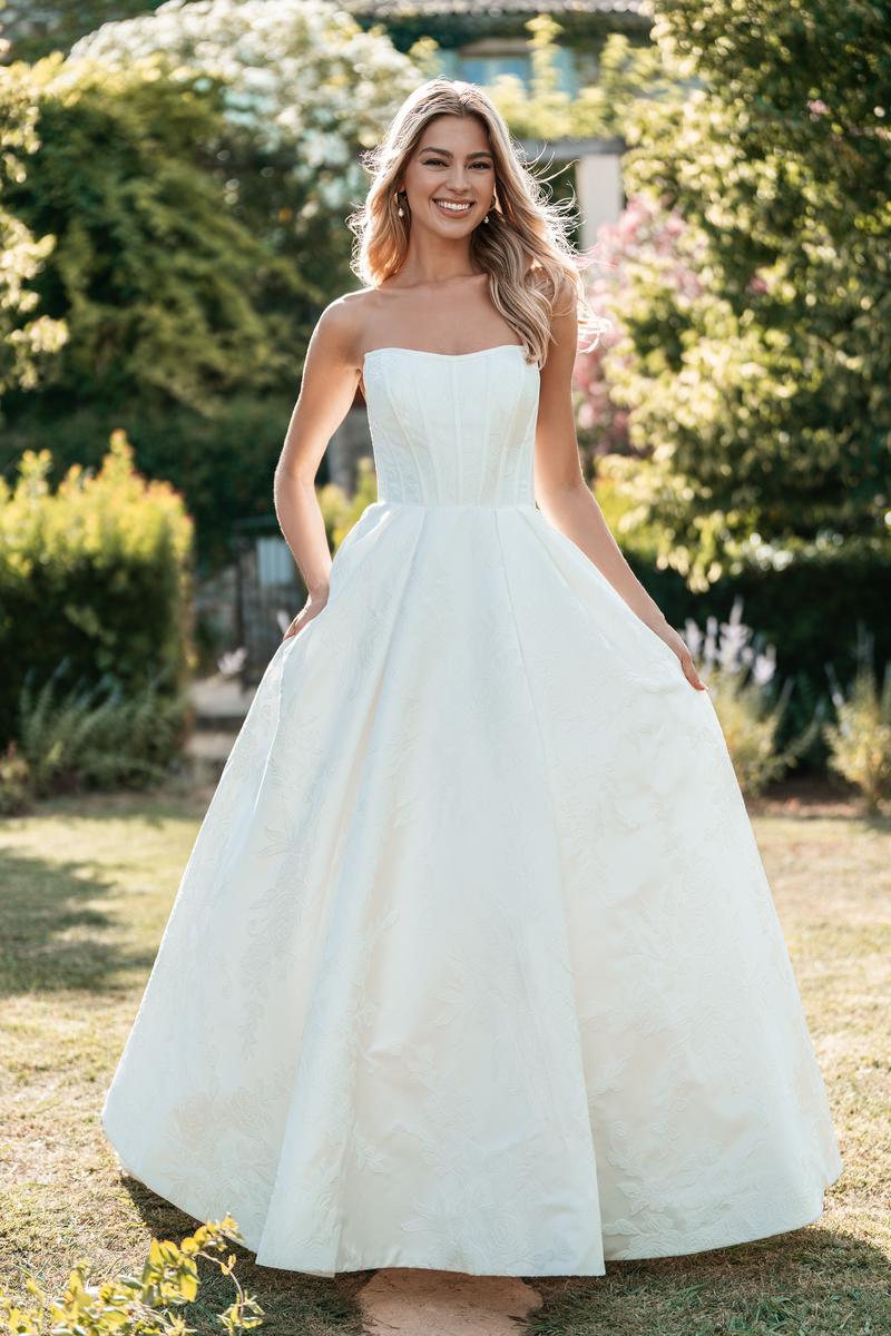 Allure Bridals A1317