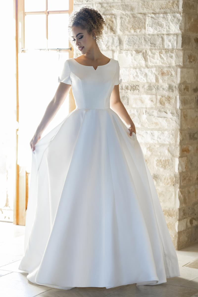 Allure Bridals Modest M731