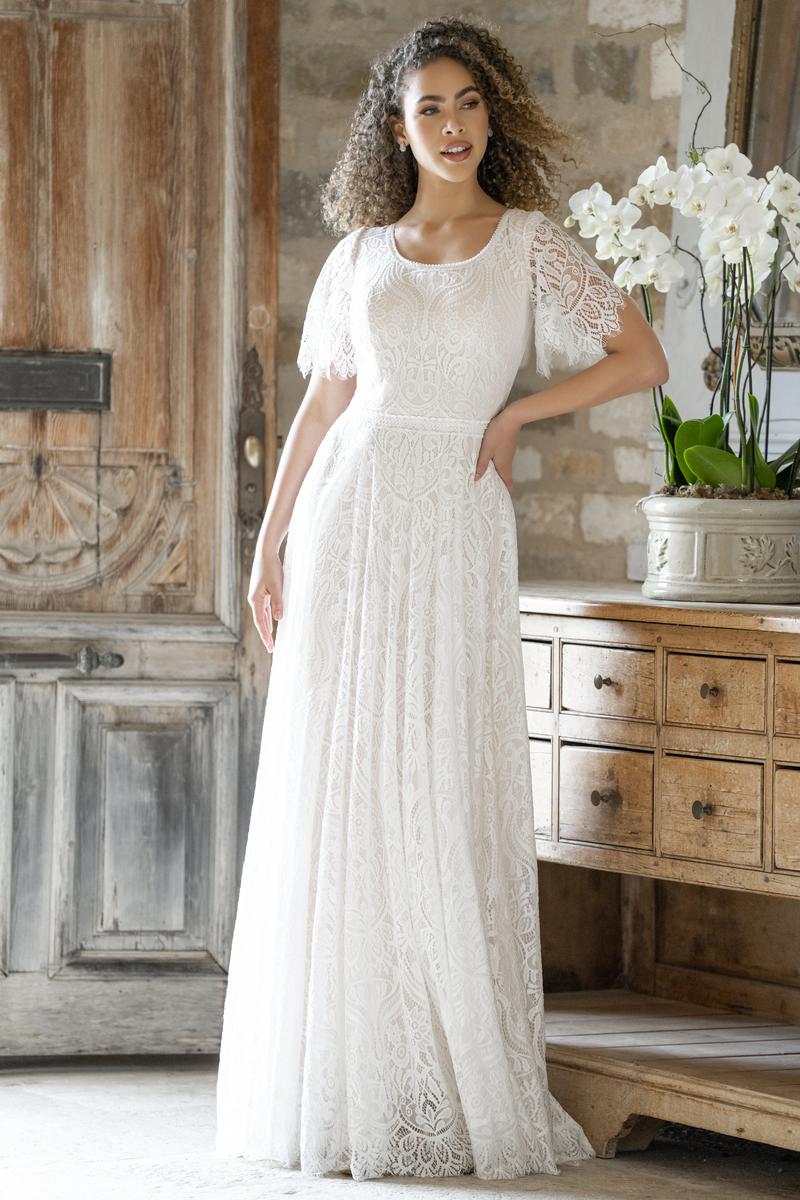 Allure Bridals Modest M739