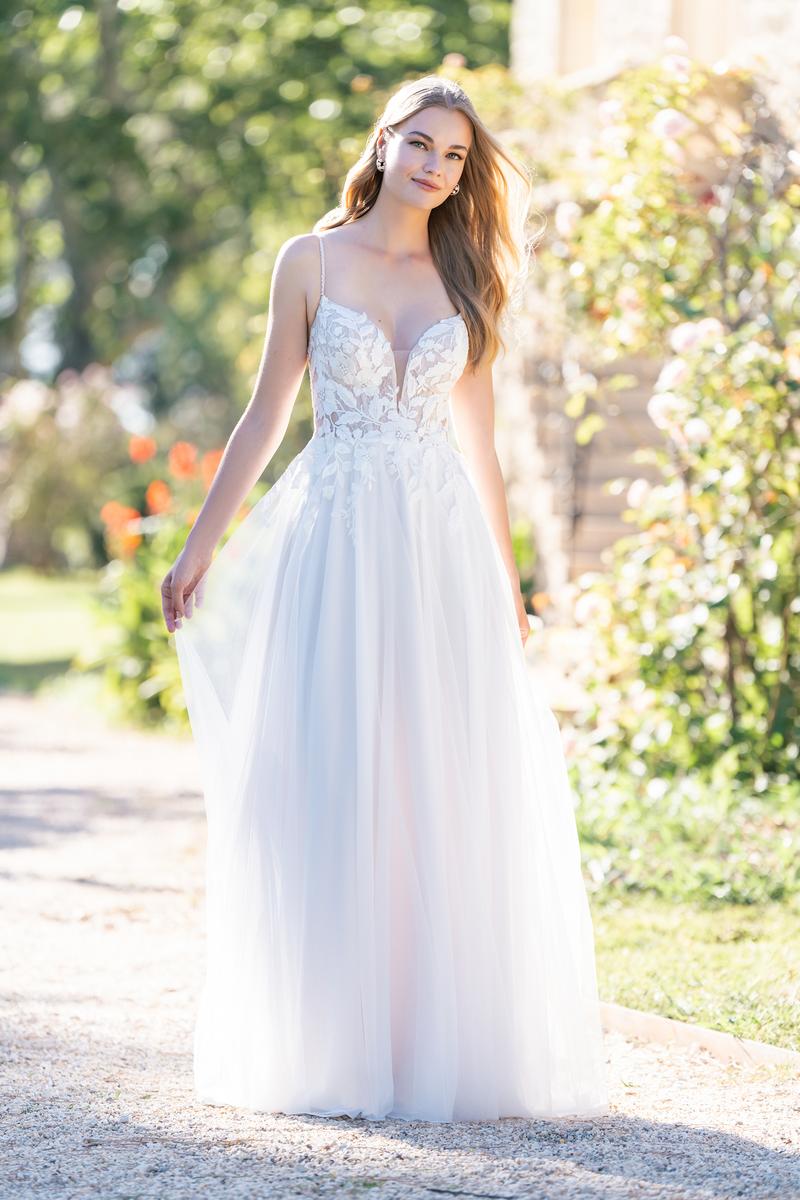 Allure Bridals Romance R3803