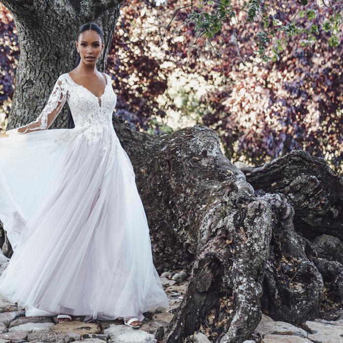 Romance Bridal by Allure R3600NS