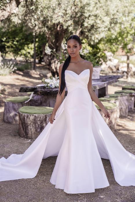 Romance Bridal by Allure R3608T