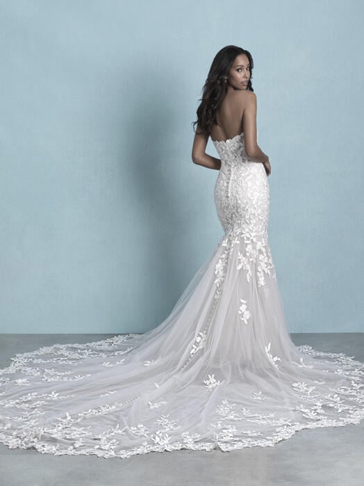 Allure Bridal 9762