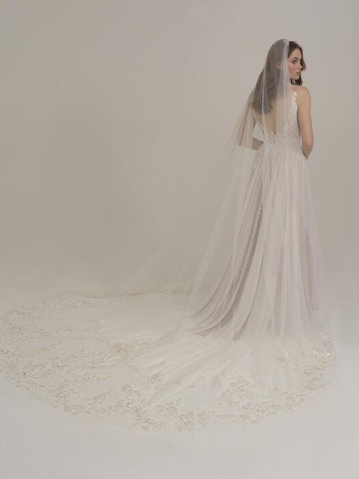 Allure Bridal 9850