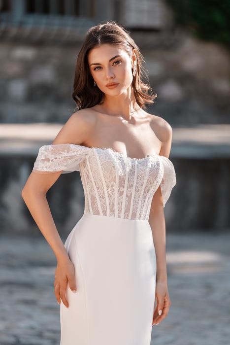 Allure Bridal A1300