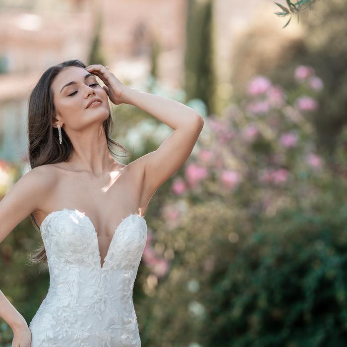 Allure Bridal A1312