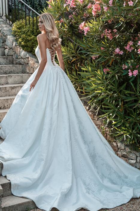 Allure Bridal A1317