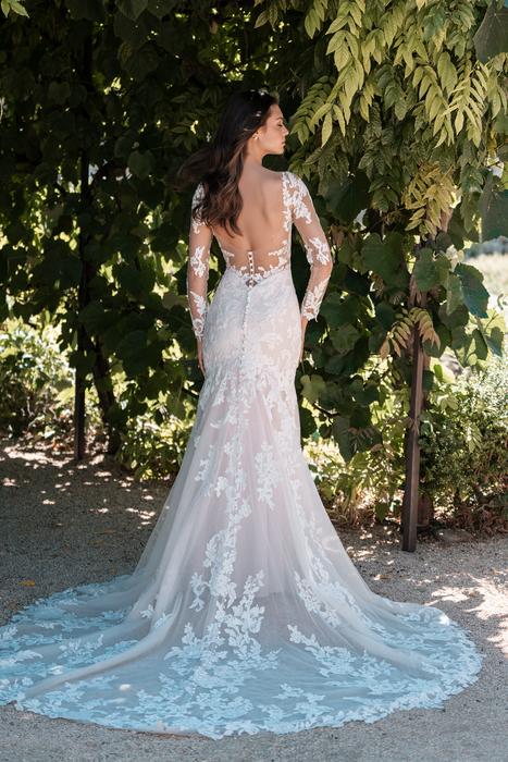 Allure Bridal A1318