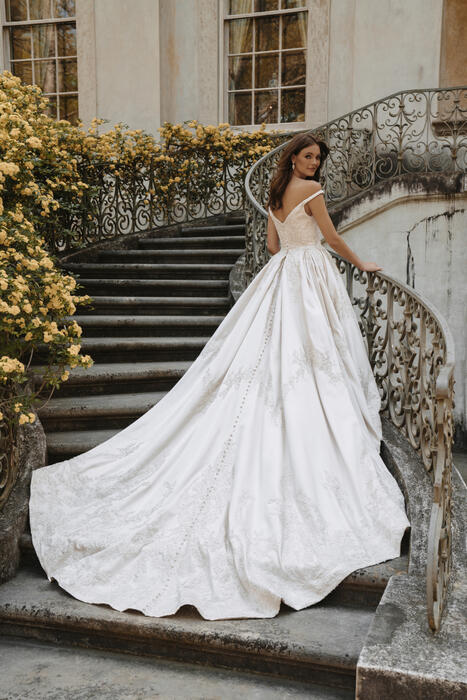 Allure Couture Bridal C627