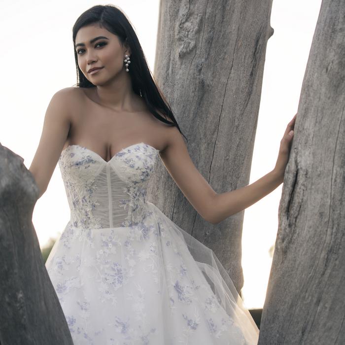 Allure Couture Bridal C722