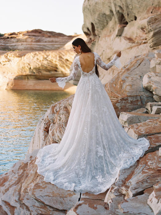 Wilderly Bride By Allure Wedding Dresses Alexandras Boutique 1745