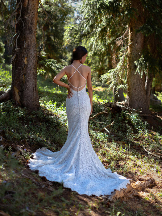 Wilderly Bride F220