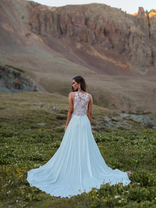 Wilderly Bride F225