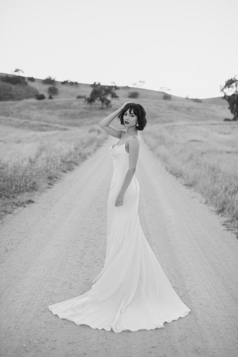 Wilderly Bride F242