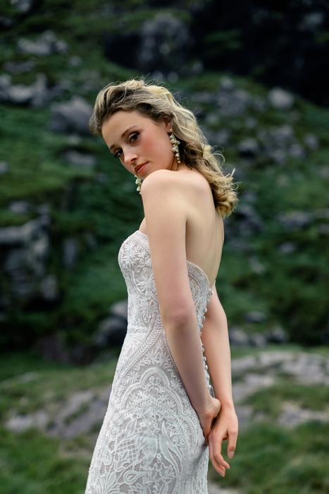 Wilderly Bride F285