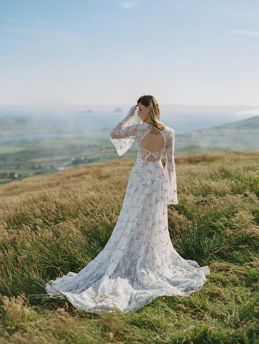 Wilderly Bride F293