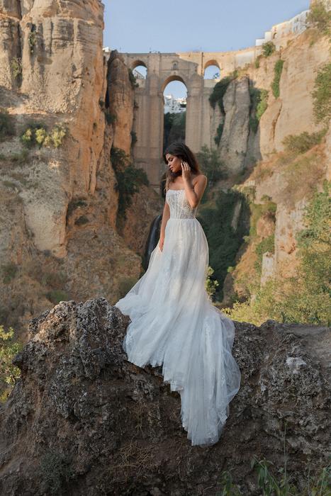 Wilderly Bride F372