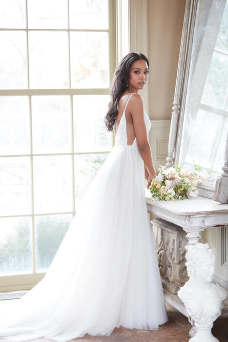 Madison James Bridal by Allure MJ456