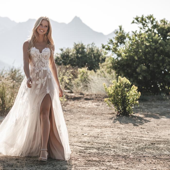 Romance Bridal by Allure R3702