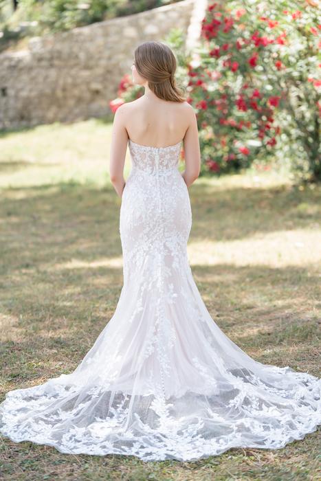 Romance Bridal by Allure R3802L