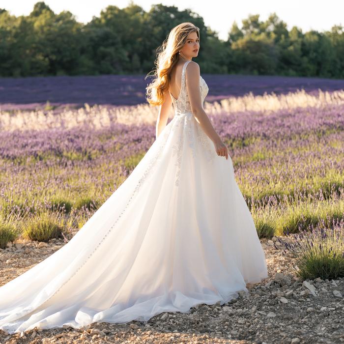 Romance Bridal by Allure R3810