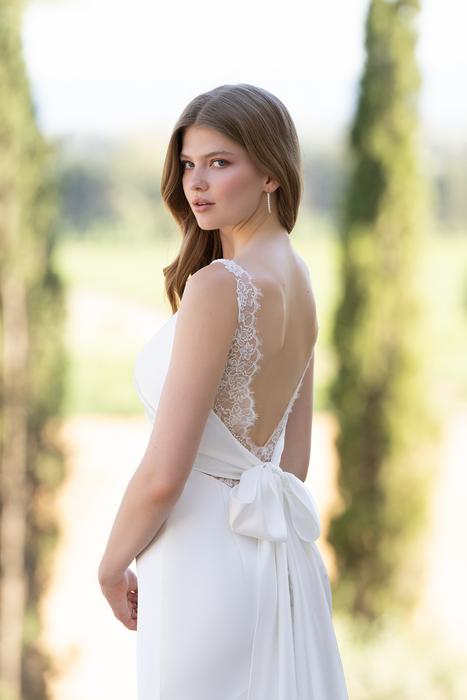 Romance Bridal by Allure R3814