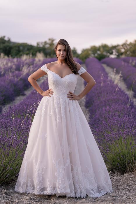 Allure Women's Bridal Collection W520