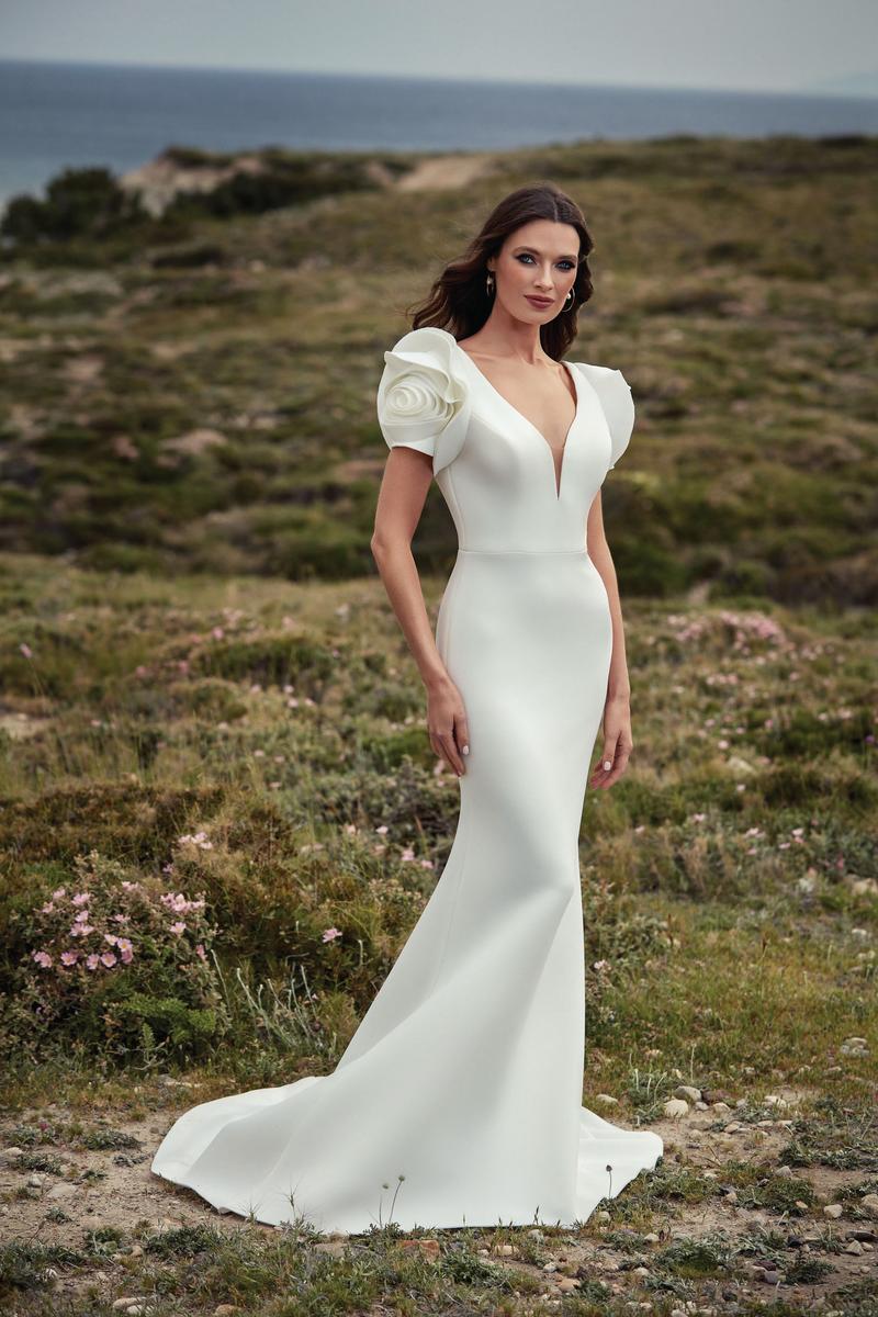 Alyce  Wedding Dresses 7066