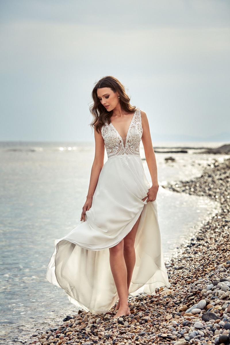 Alyce  Wedding Dresses 7072