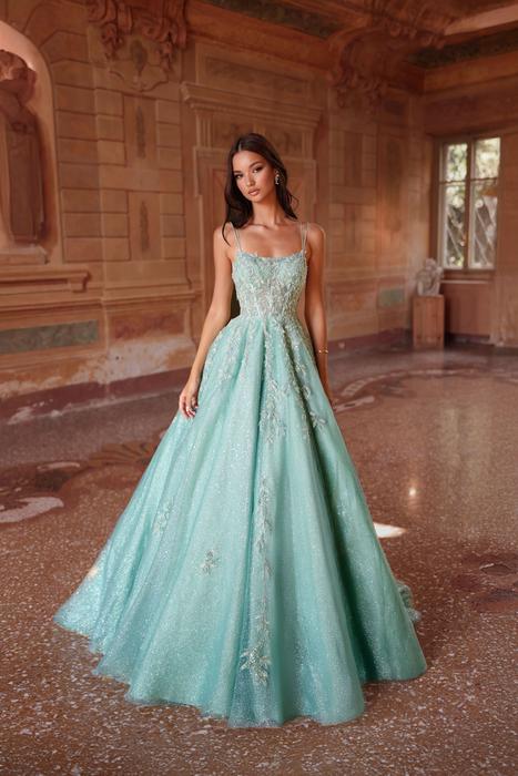 Alyce Paris Prom 61824