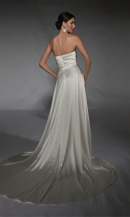 Alyce Wedding Dresses 7107