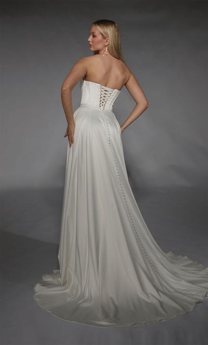 Alyce Wedding Dresses 7111