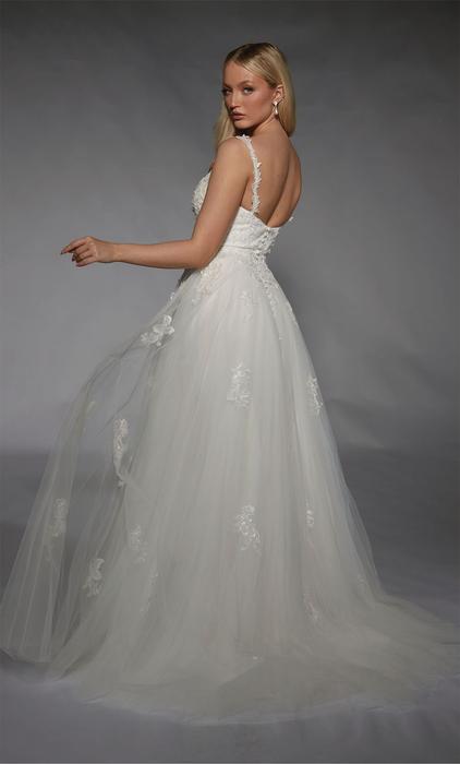 Alyce Wedding Dresses 7124