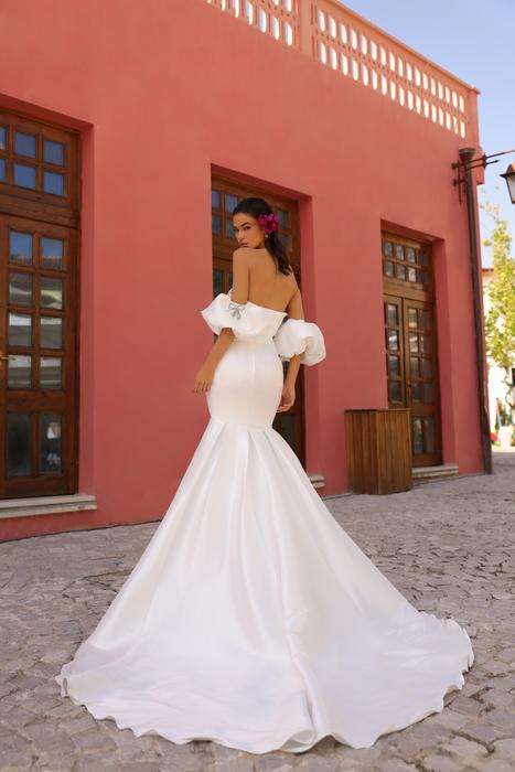 Amarra Bridal 85691