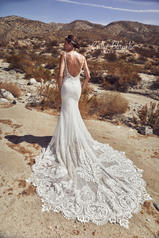 19123 Ivory With Skin Illusion back