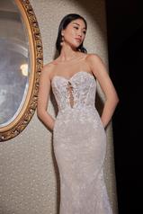 LA23249 Ivory/Light Nude with Skin Illusion detail