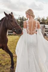 LP2111 Ivory/Ivory with Skin Illusion back