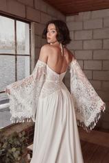 LP2126 Ivory with Skin Illusion back