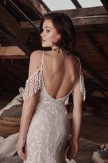 LP2128 Ivory/Light Nude back