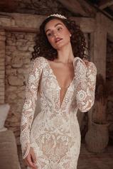 LP2130 Ivory/Light Nude with Skin Illusion detail