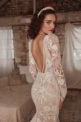 LP2130 Ivory/Light Nude with Skin Illusion back