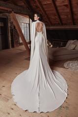 LP2134 Ivory with Skin Illusion back