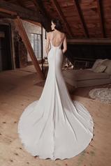 LP2134 Ivory with Skin Illusion back