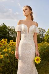 LP2210 Ivory/Light Nude with Skin Illusion detail