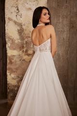 LP2235 Ivory With Skin Illusion back