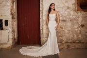 LP2242 Ivory With Skin Illusion front