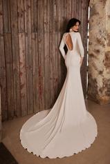 LP2248 Ivory with Skin Illusion back