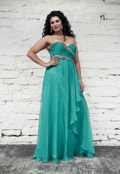 ANGELA & ALISON Plus Size Prom 21088W