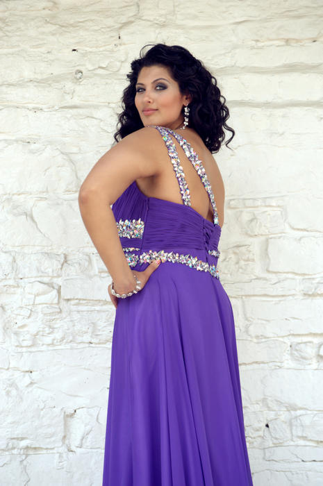 ANGELA & ALISON Plus Size Prom 21091W